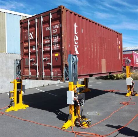 will a mini excavator lift a shipping container|can 13 ton excavators lift.